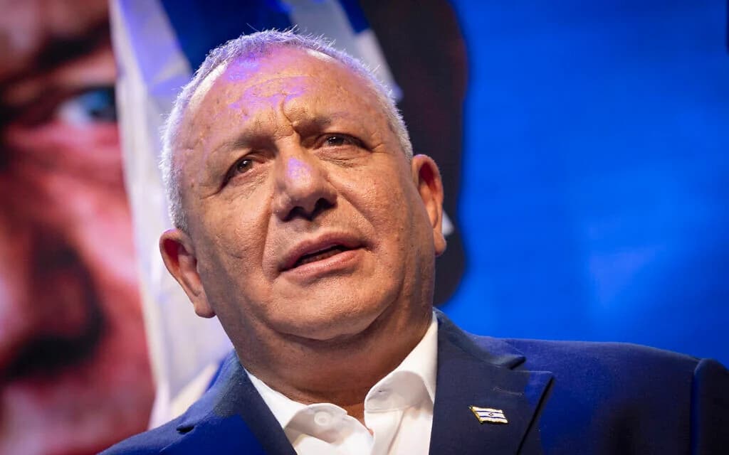Yashar chairman Gadi Eisenkot speaks at the launch of his party's election campaign in Hod Hasharon