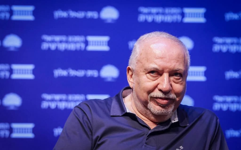 Yisrael Beytenu chairman Avigdor Liberman speaks at an Israel Democracy Institute conference in Tel Aviv